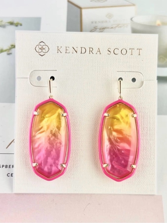 Kendra Scott Jewelry - Kendra Scott Elle enamel framed sunset ombre illusion gold earrings ~ MSRP $75